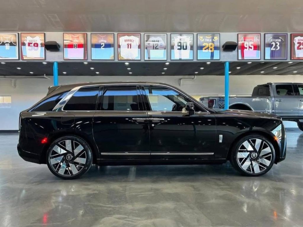 2025 Rolls Royce Cullinan
