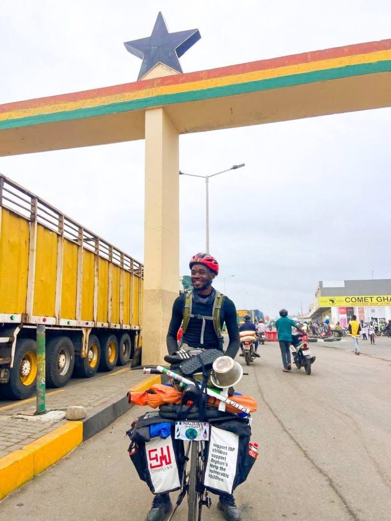 Emmiwuks Arrives Ghana from Togo on his Nigeria to USA Bicycle Journey
