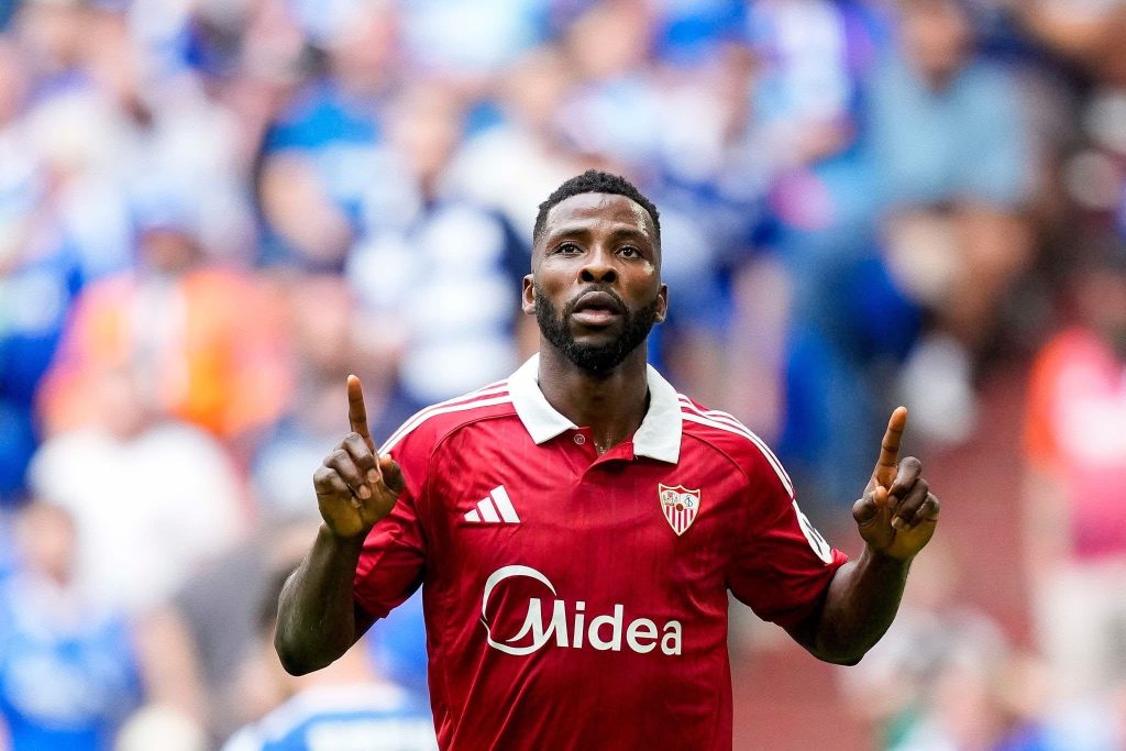 Kelechi Iheanacho in Sevilla Jersey